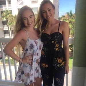 Meet your Posher, Chloe